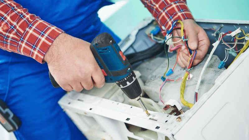 Çayırova LG LG çamaşır makinesi kart tamiri – Su almama arızası orijinal parça ile giderildi. - Teknik servis örneği